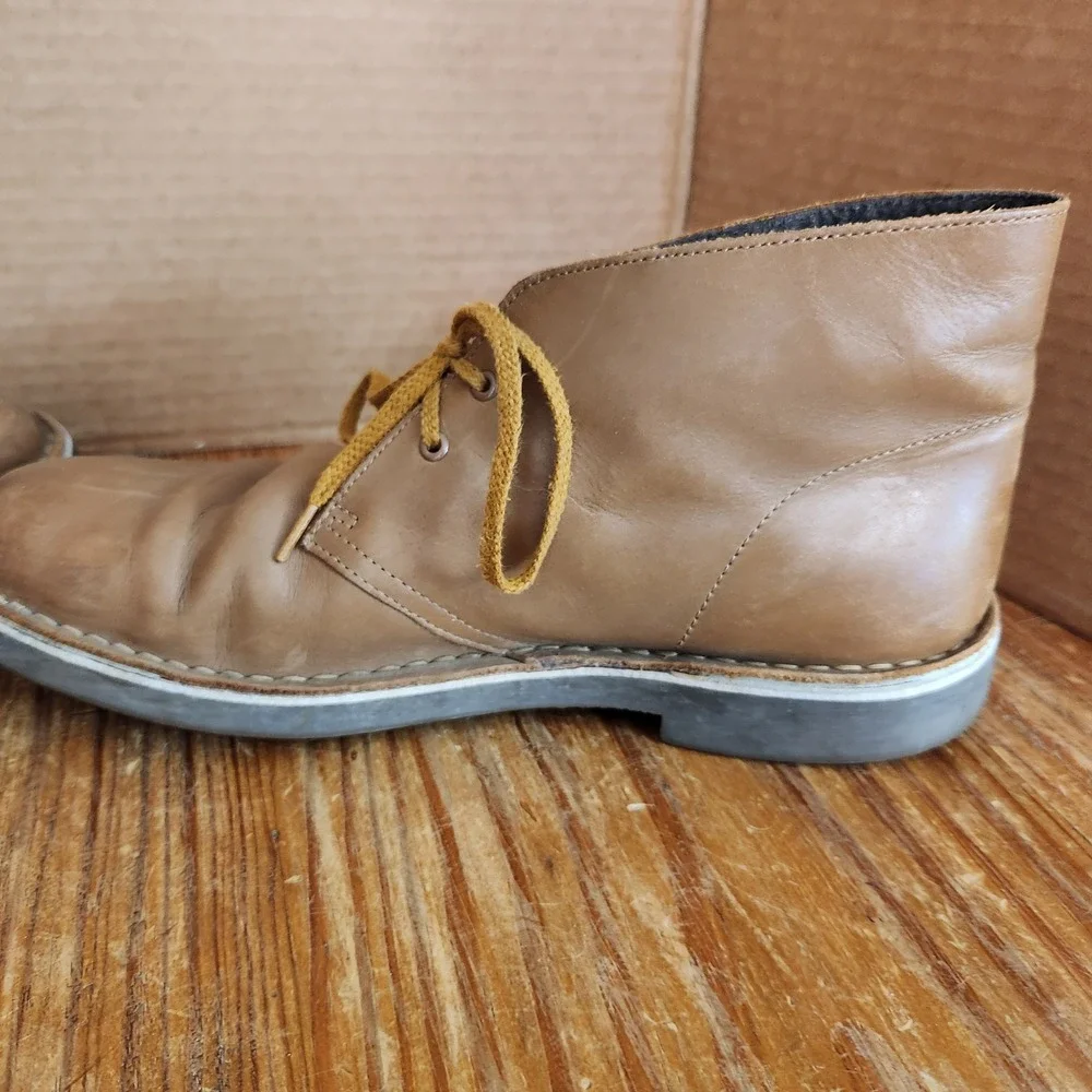 Clarks Bushacre Chukka Boots Leather Size 10.5 Men's Lace Up‎ Ankle 15522